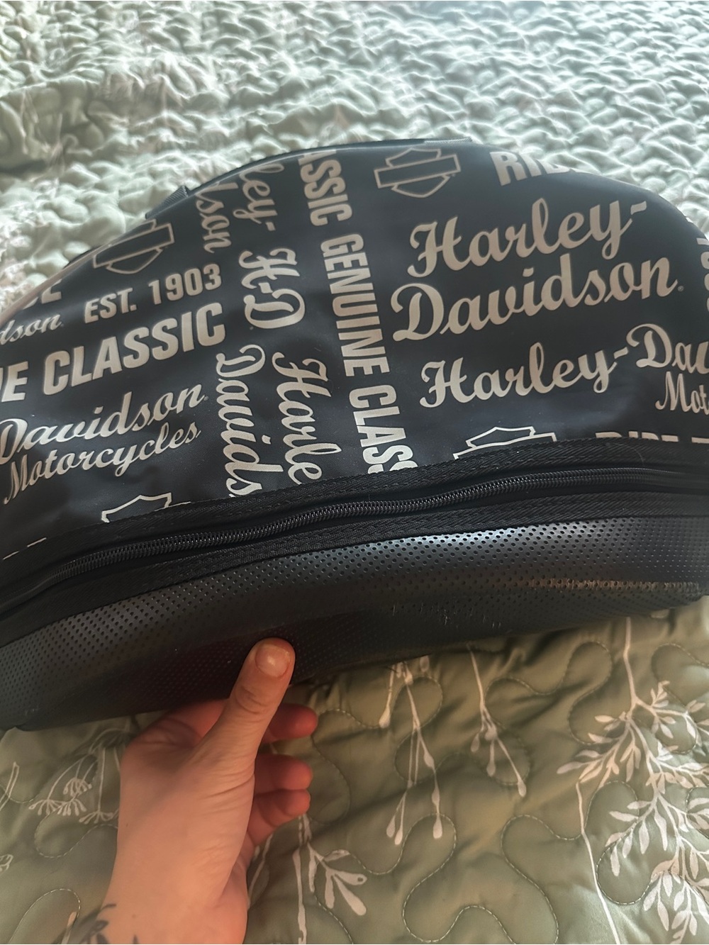 Harley-Davidson Black and White Logo Bowling Bag Case - Picture 2 of 3